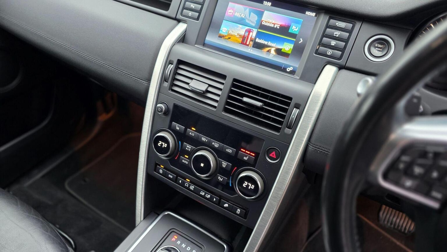 Used Land Rover Discovery Sport 2017 for sale - 77303717: Photo 18