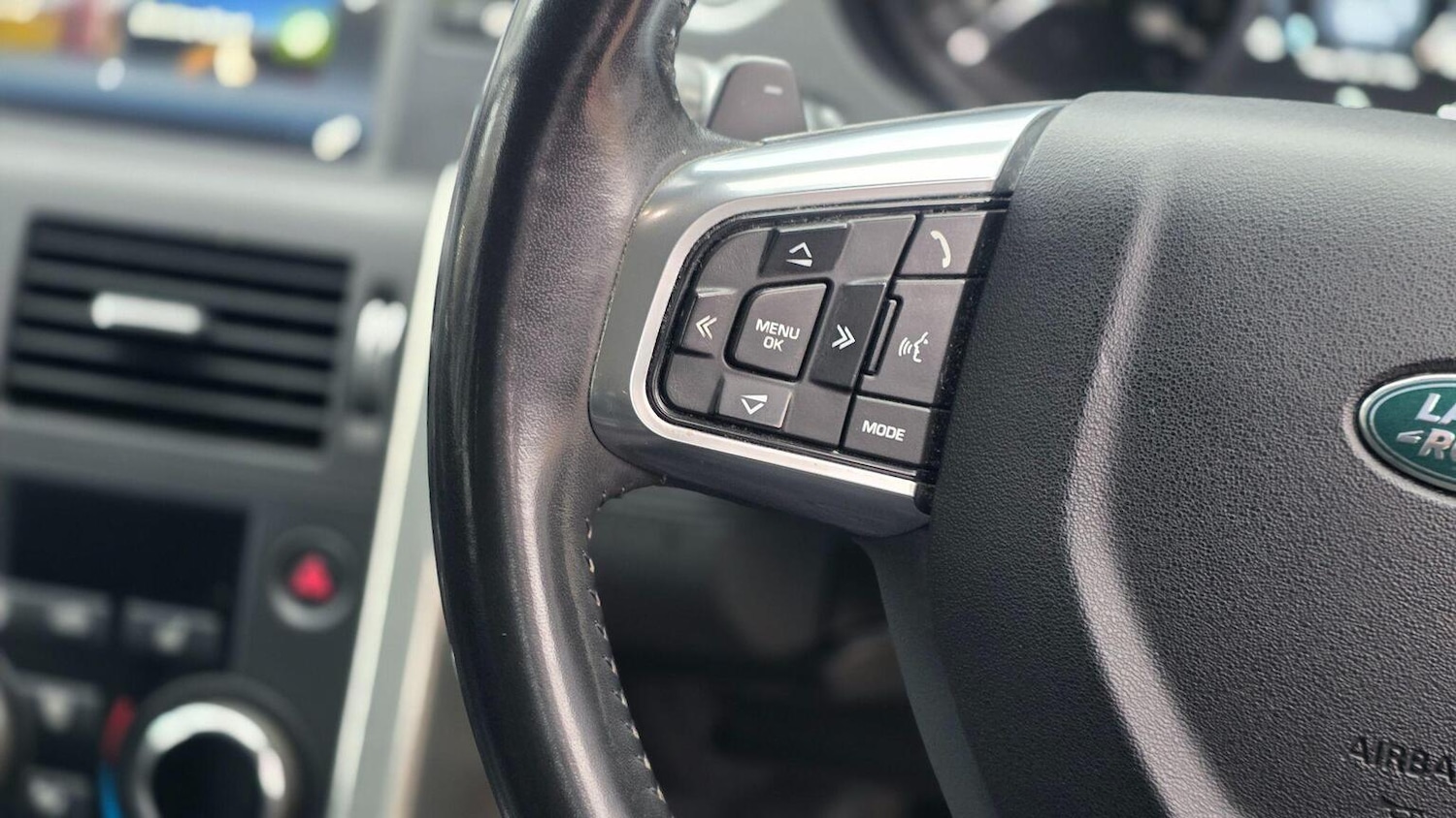 Used Land Rover Discovery Sport 2017 for sale - 77303717: Photo 43