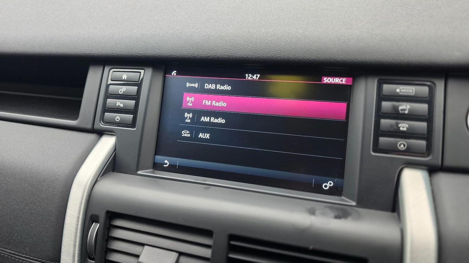 Used Land Rover Discovery Sport 2017 for sale - 77303717: Photo 52