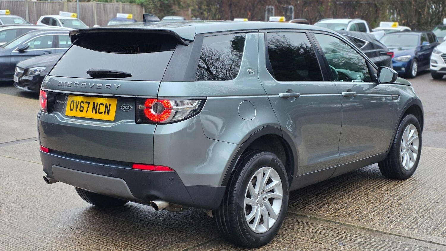 Used Land Rover Discovery Sport 2017 for sale - 77303717: Photo 6