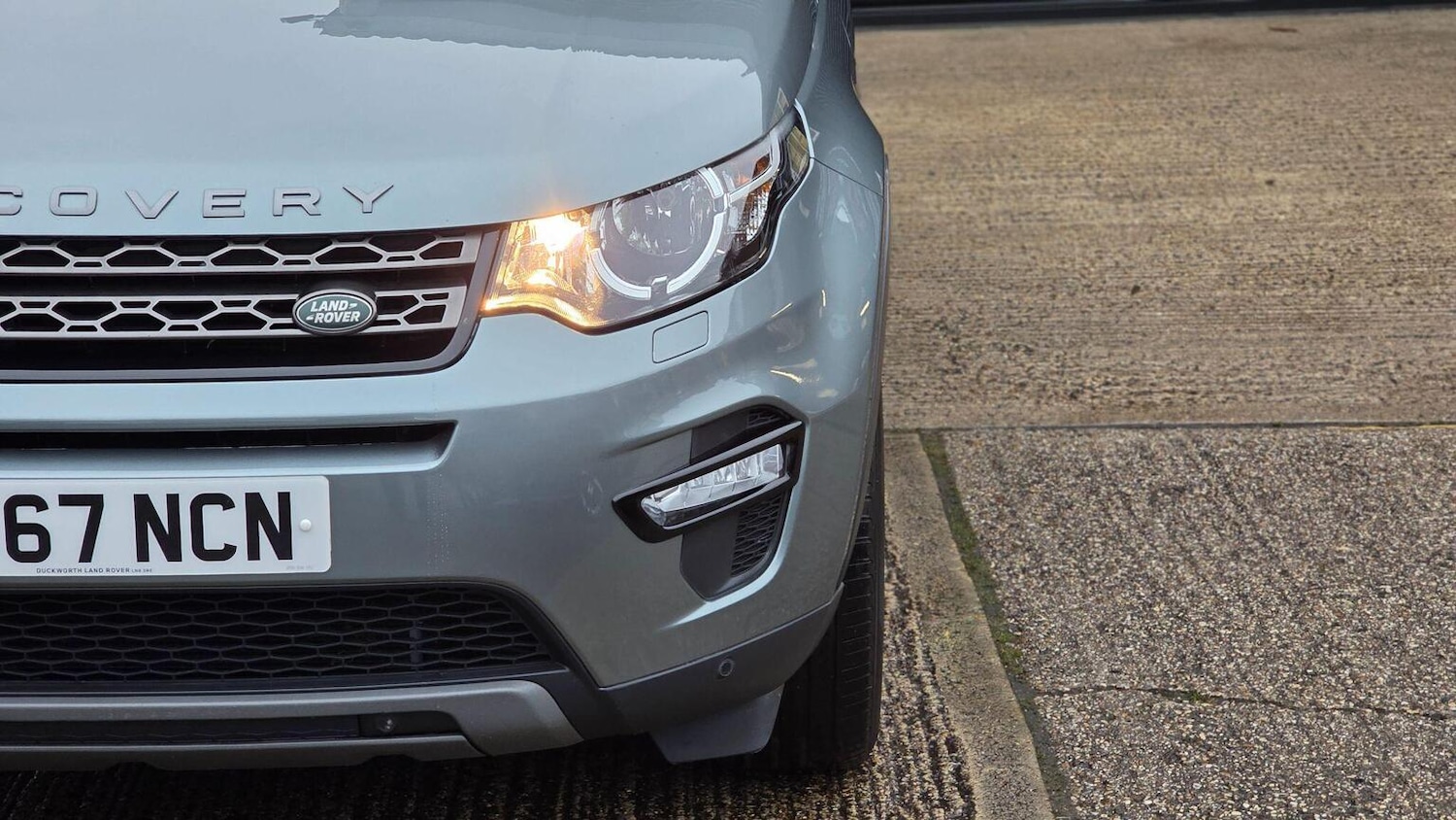 Used Land Rover Discovery Sport 2017 for sale - 77303717: Photo 61