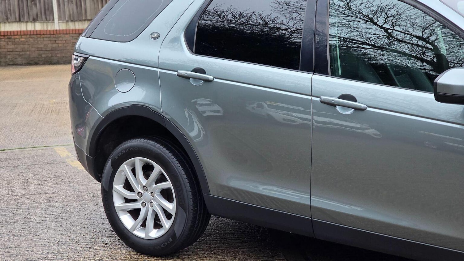 Used Land Rover Discovery Sport 2017 for sale - 77303717: Photo 79