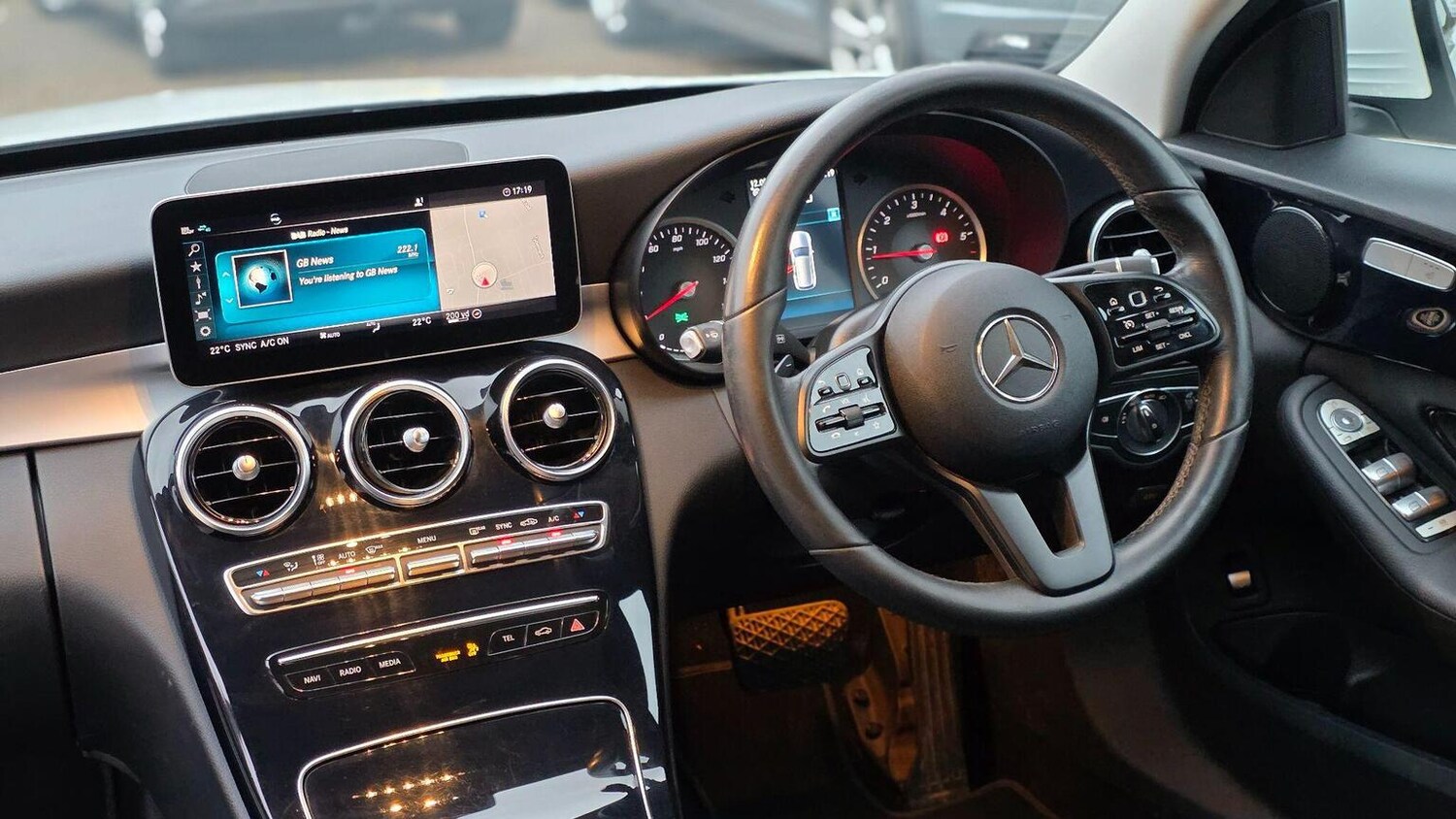 Used Mercedes-Benz C Class 2018 for sale - 77915682: Photo 18