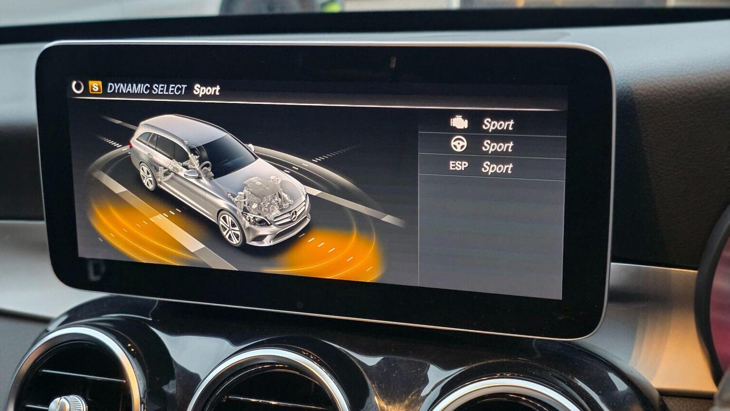 Used Mercedes-Benz C Class 2018 for sale - 77915682: Photo 27