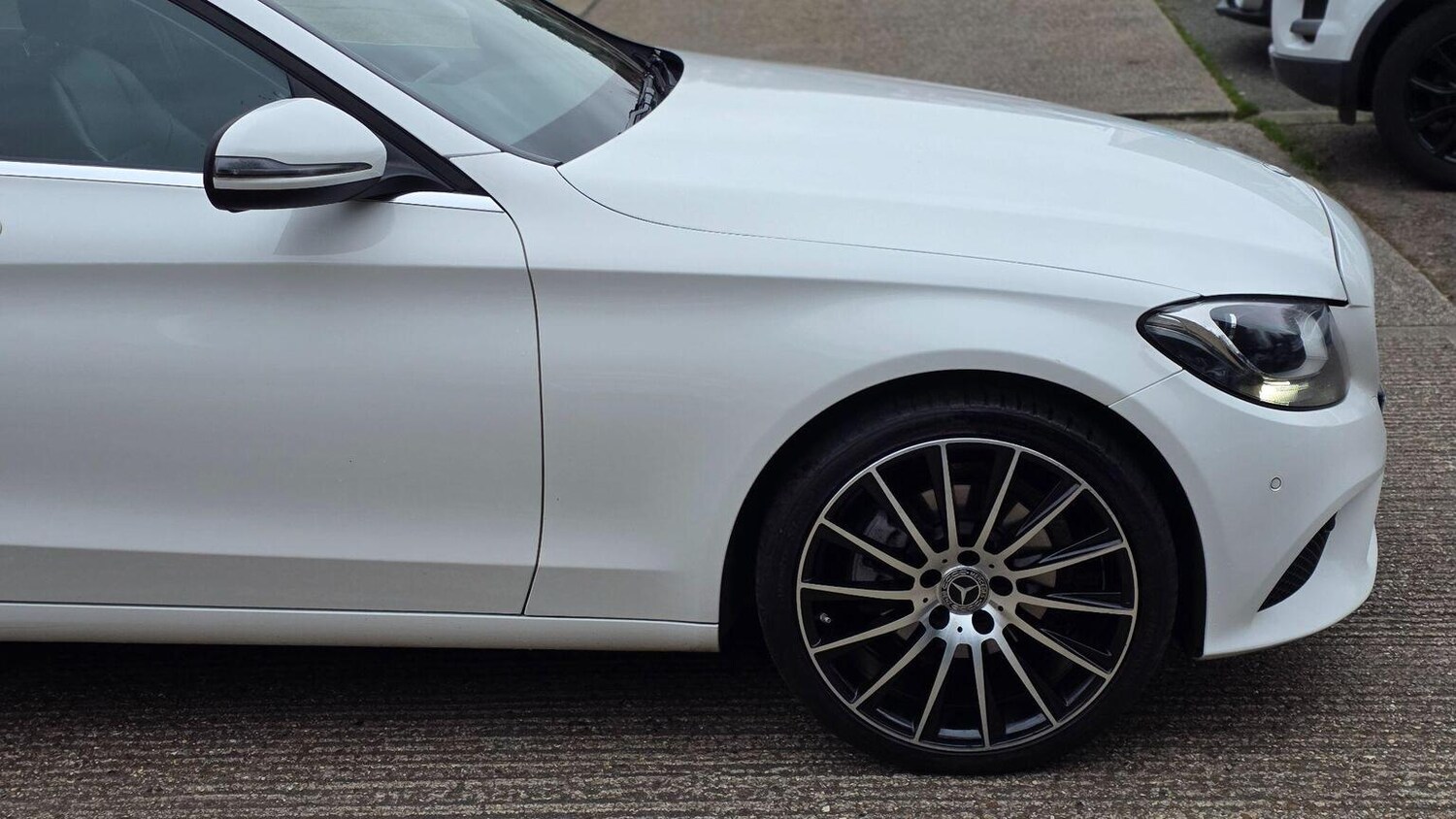 Used Mercedes-Benz C Class 2018 for sale - 77915682: Photo 59