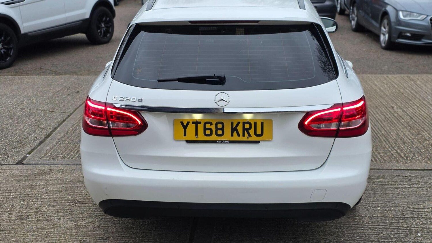 Used Mercedes-Benz C Class 2018 for sale - 77915682: Photo 7