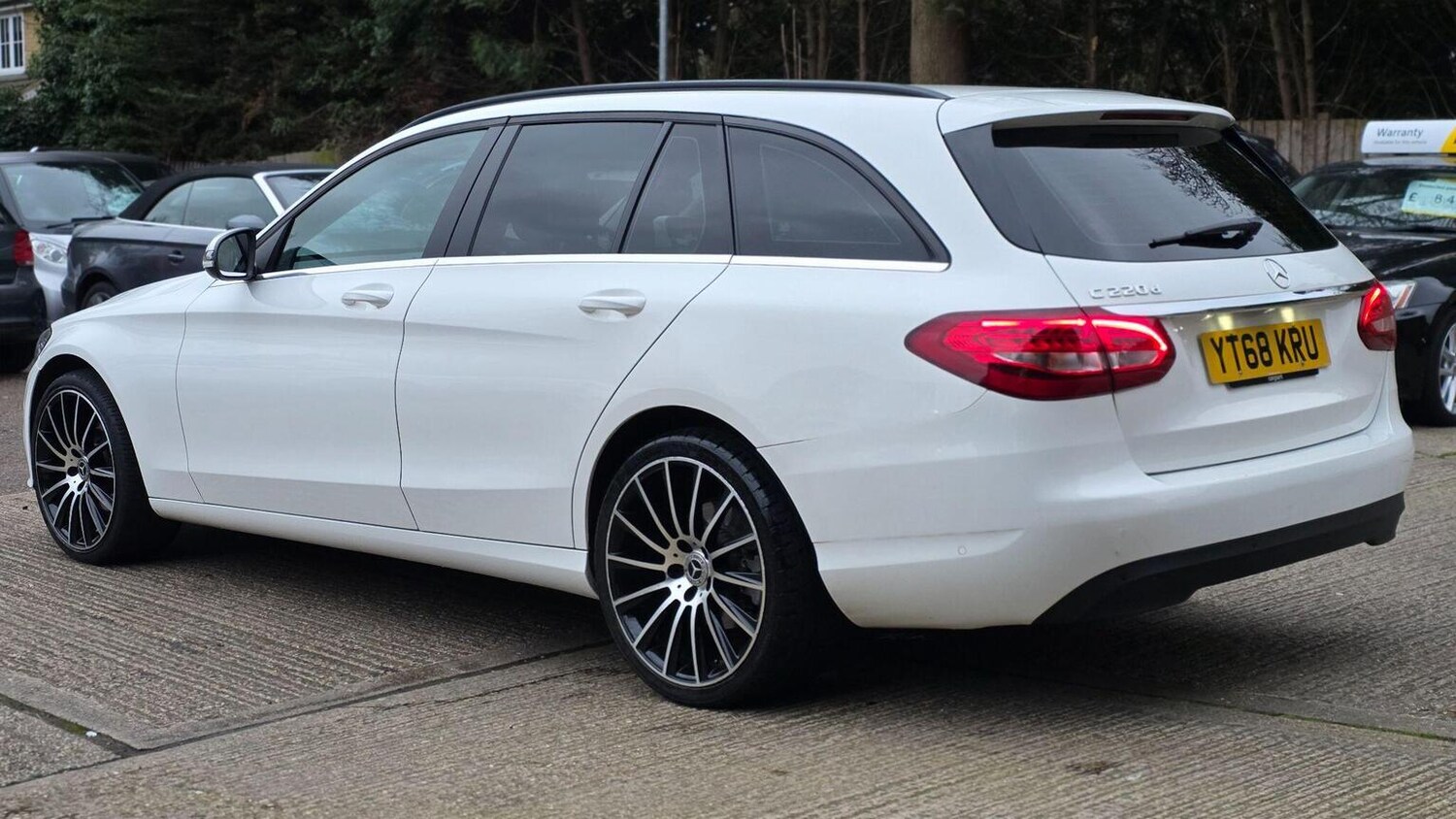 Used Mercedes-Benz C Class 2018 for sale - 77915682: Photo 8
