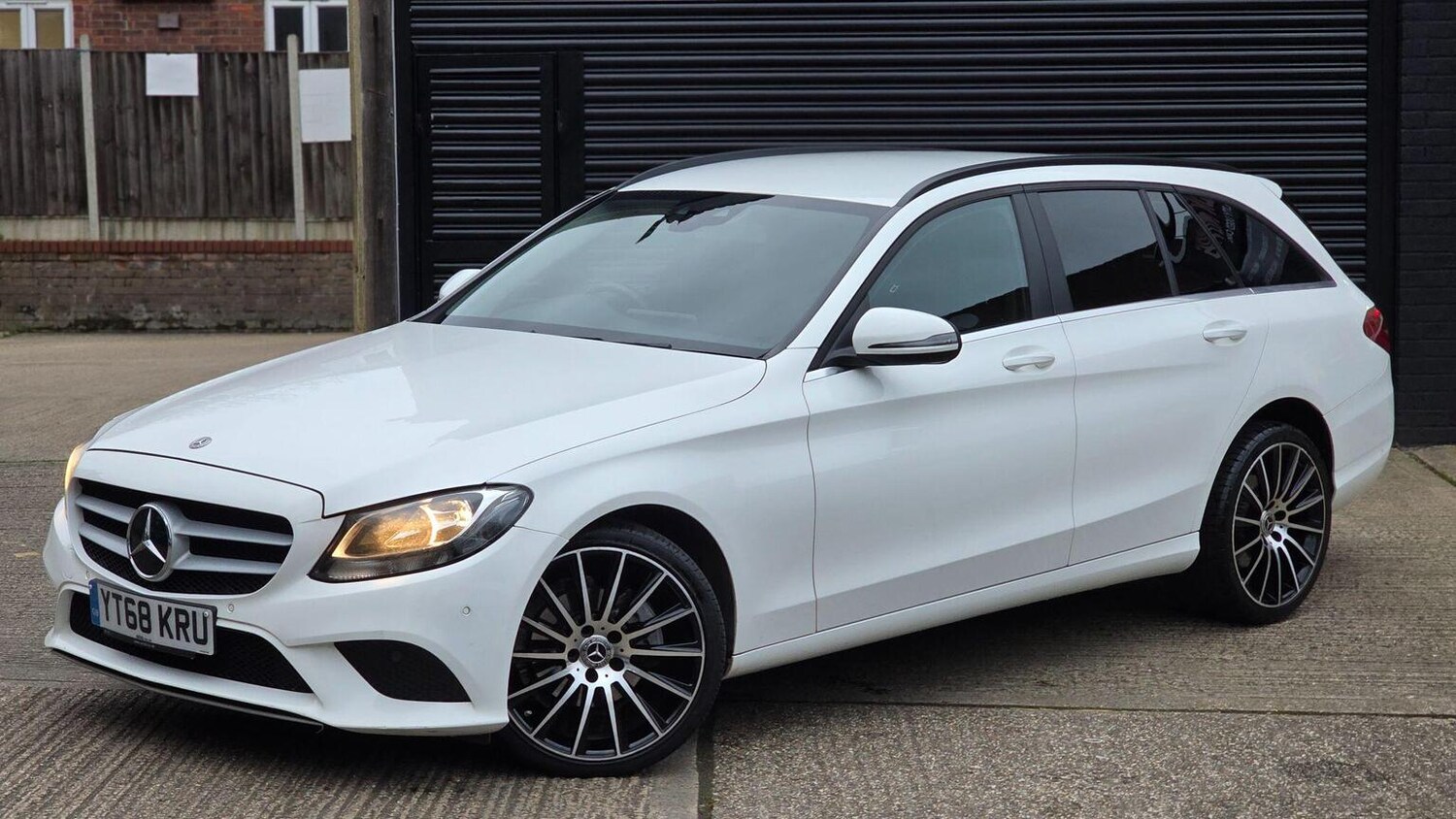 Used Mercedes-Benz C Class 2018 for sale - 77915682: Photo 86