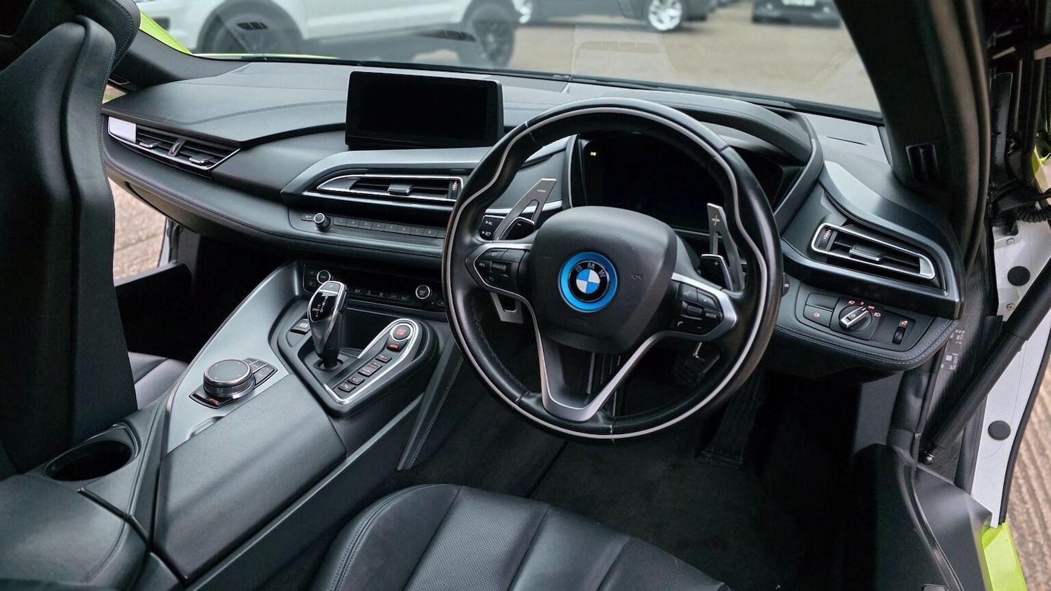 Used BMW i8 2018 for sale - 77977036: Photo 13