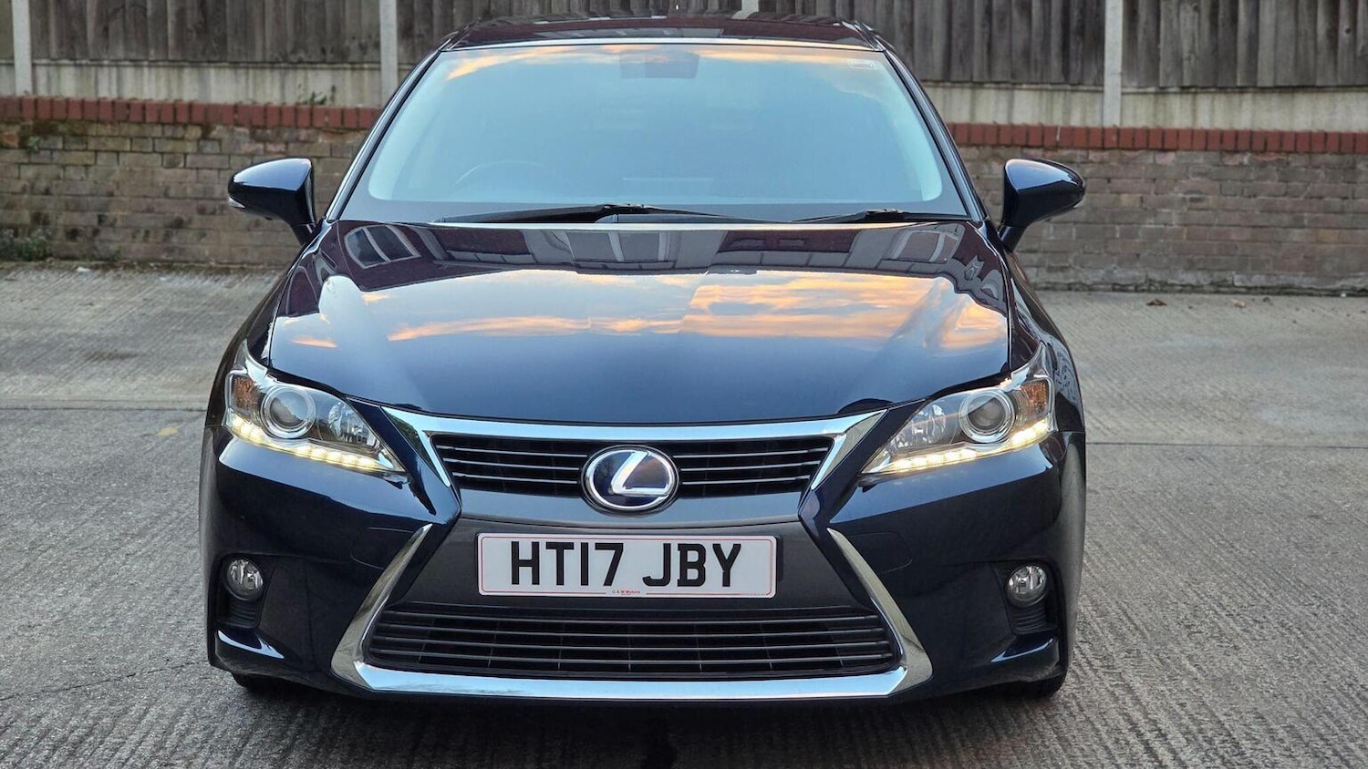 Used Lexus CT 2017 for sale - 78139402: Photo 3