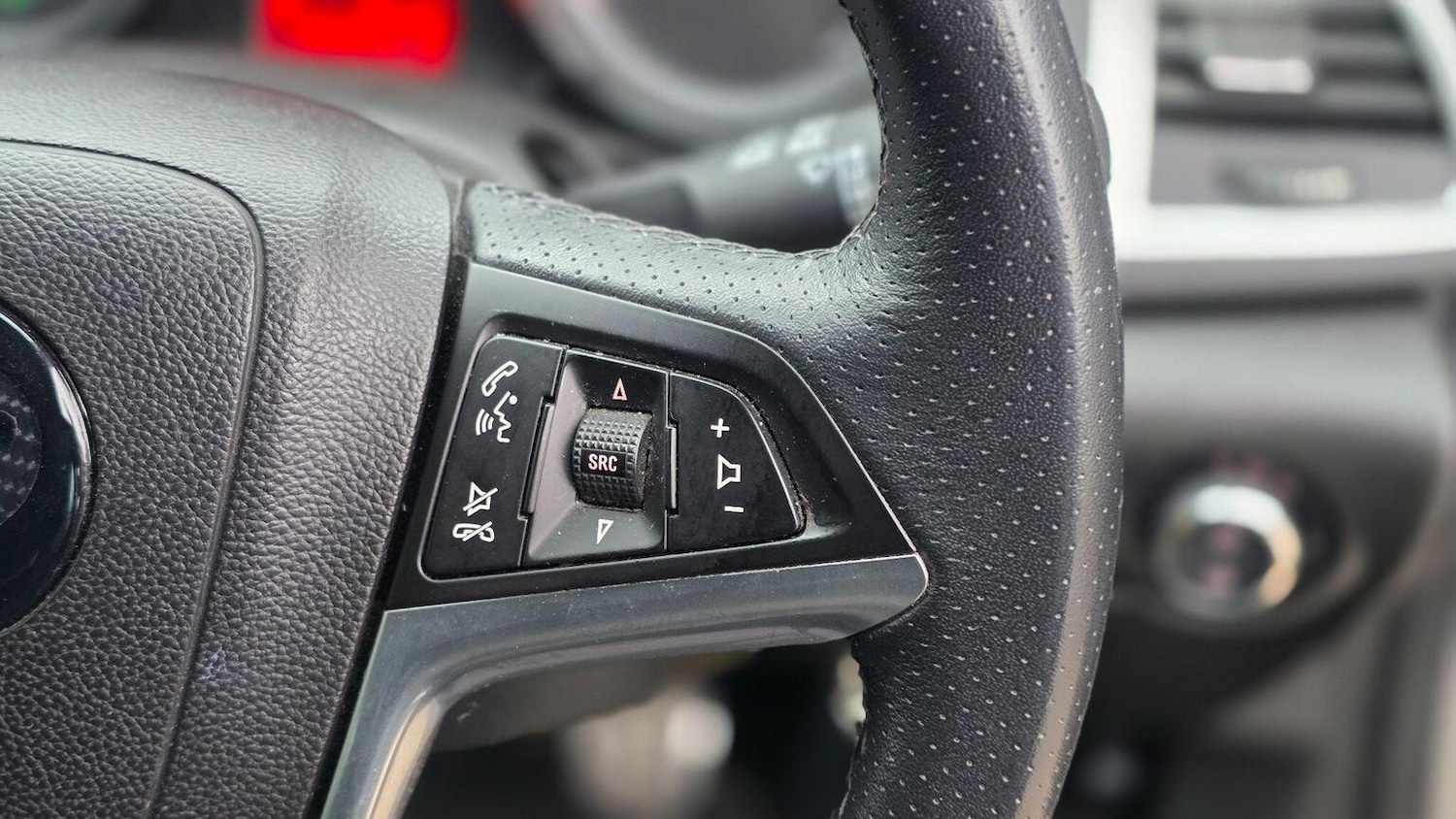 Used Vauxhall Astra 2015 for sale - 78045591: Photo 22