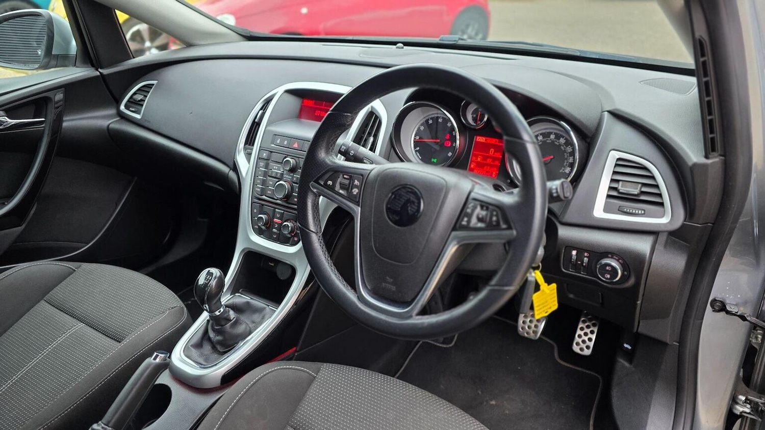 Used Vauxhall Astra 2015 for sale - 78045591: Photo 24