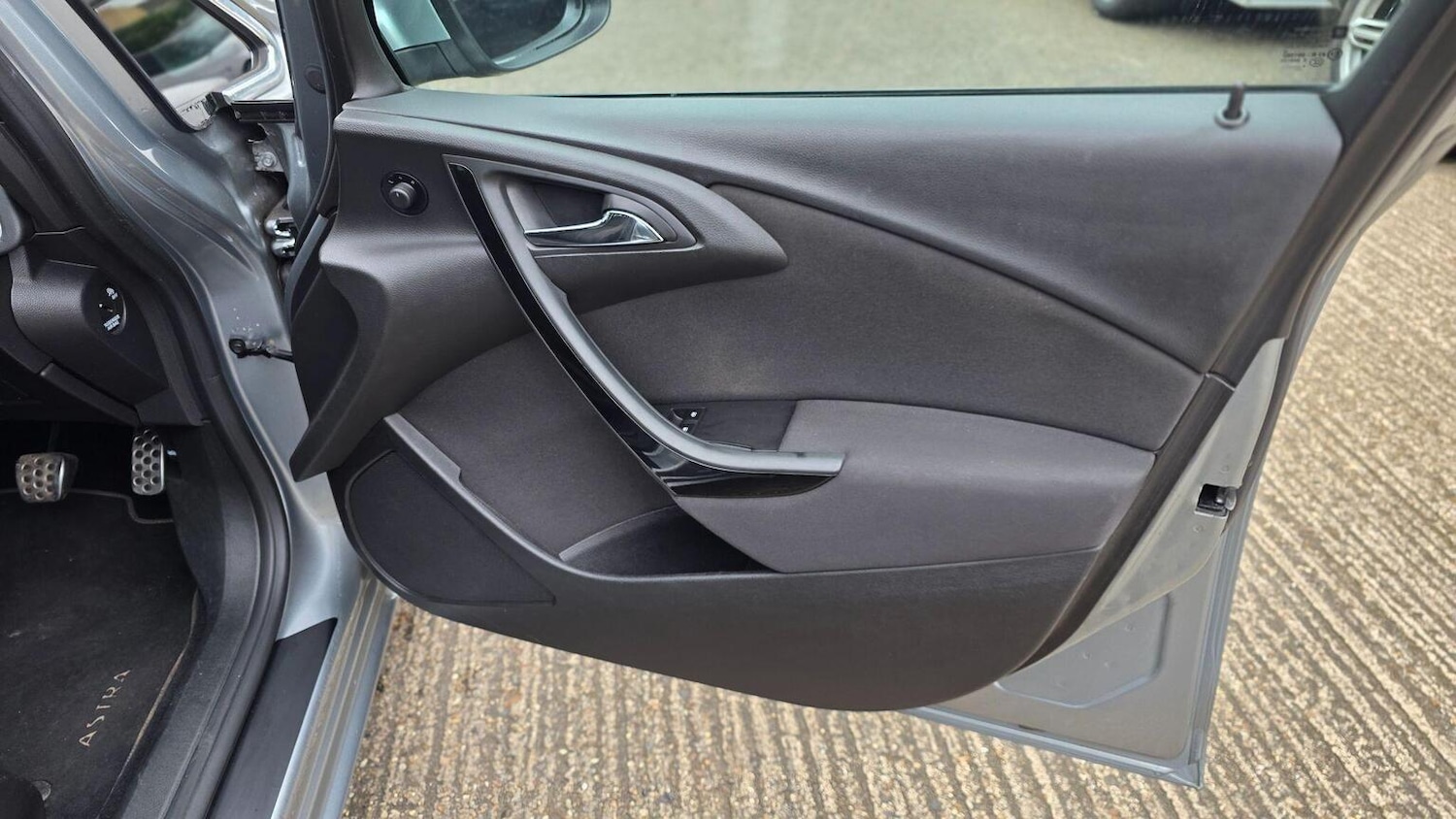 Used Vauxhall Astra 2015 for sale - 78045591: Photo 29