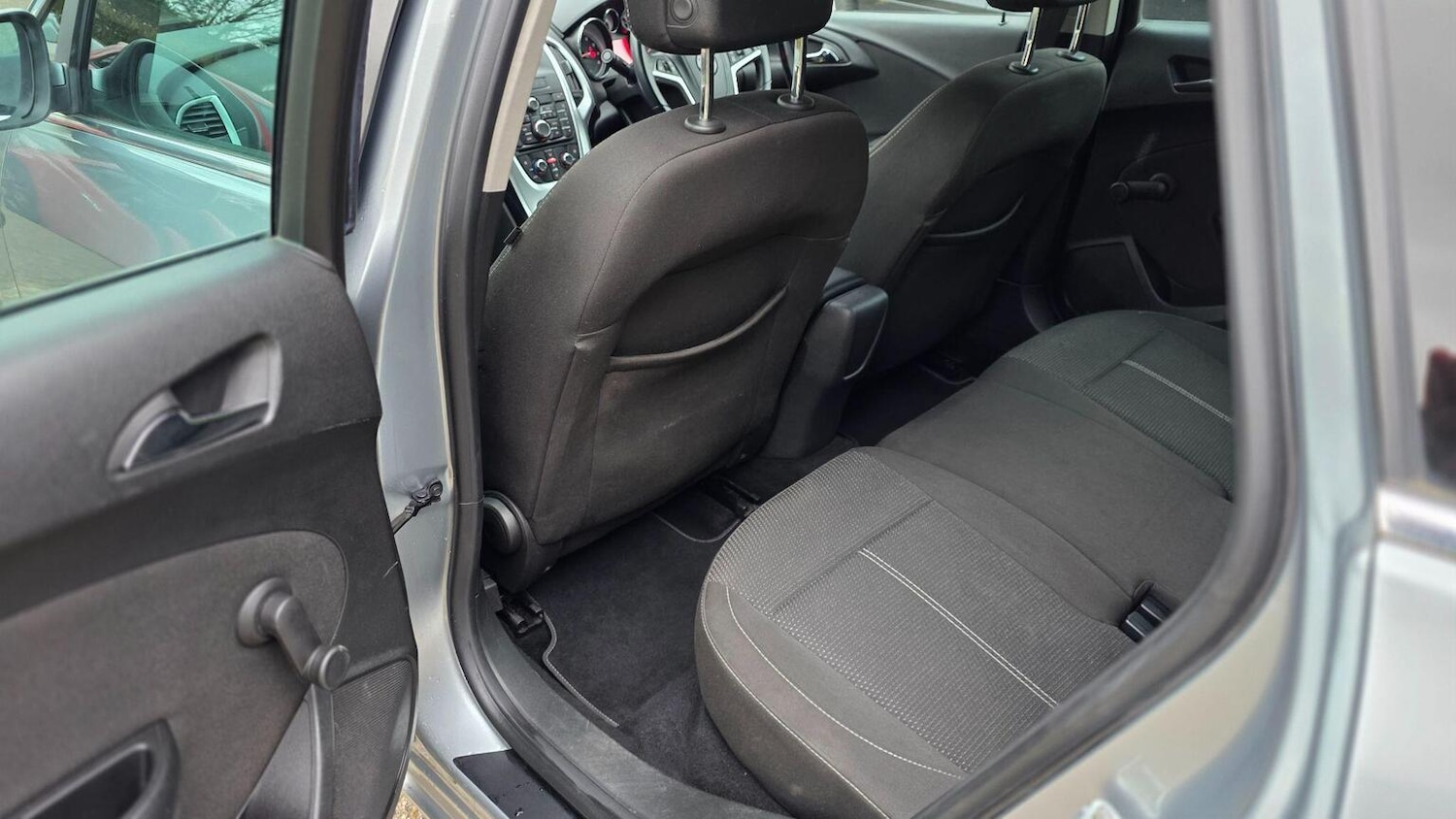 Used Vauxhall Astra 2015 for sale - 78045591: Photo 34