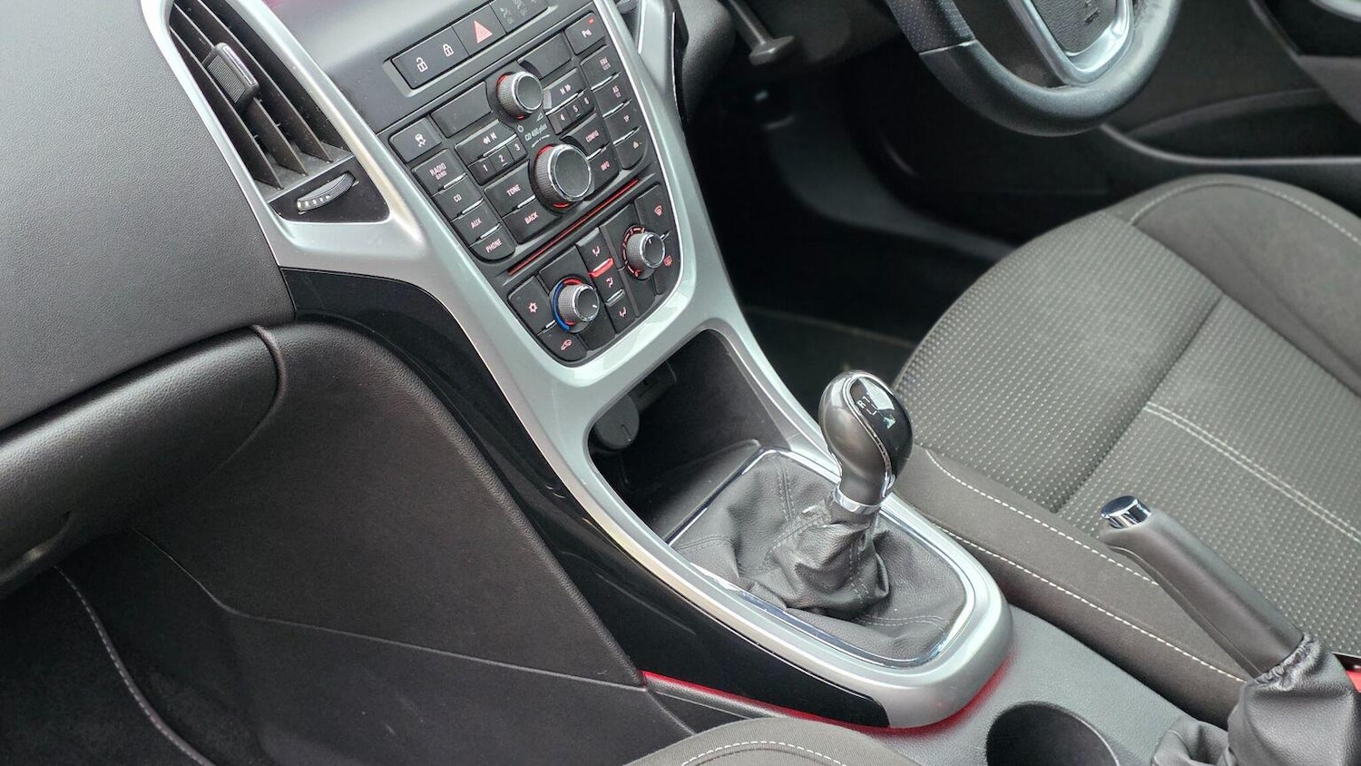 Used Vauxhall Astra 2015 for sale - 78045591: Photo 37