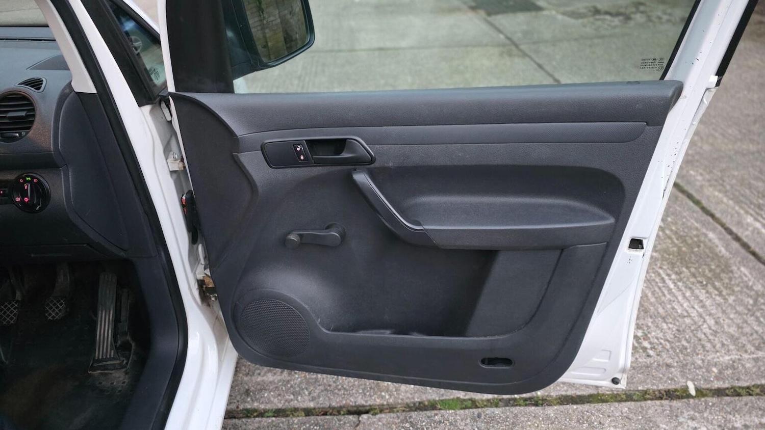 Used Volkswagen Caddy Maxi 2013 for sale - 78139389: Photo 25