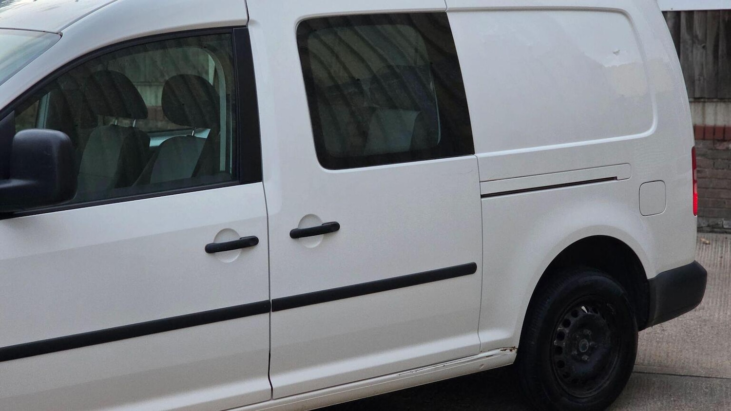 Used Volkswagen Caddy Maxi 2013 for sale - 78139389: Photo 43