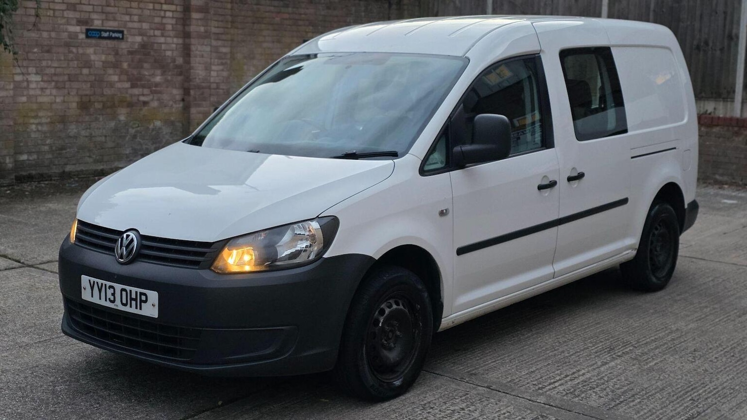 Used Volkswagen Caddy Maxi 2013 for sale - 78139389: Photo 8