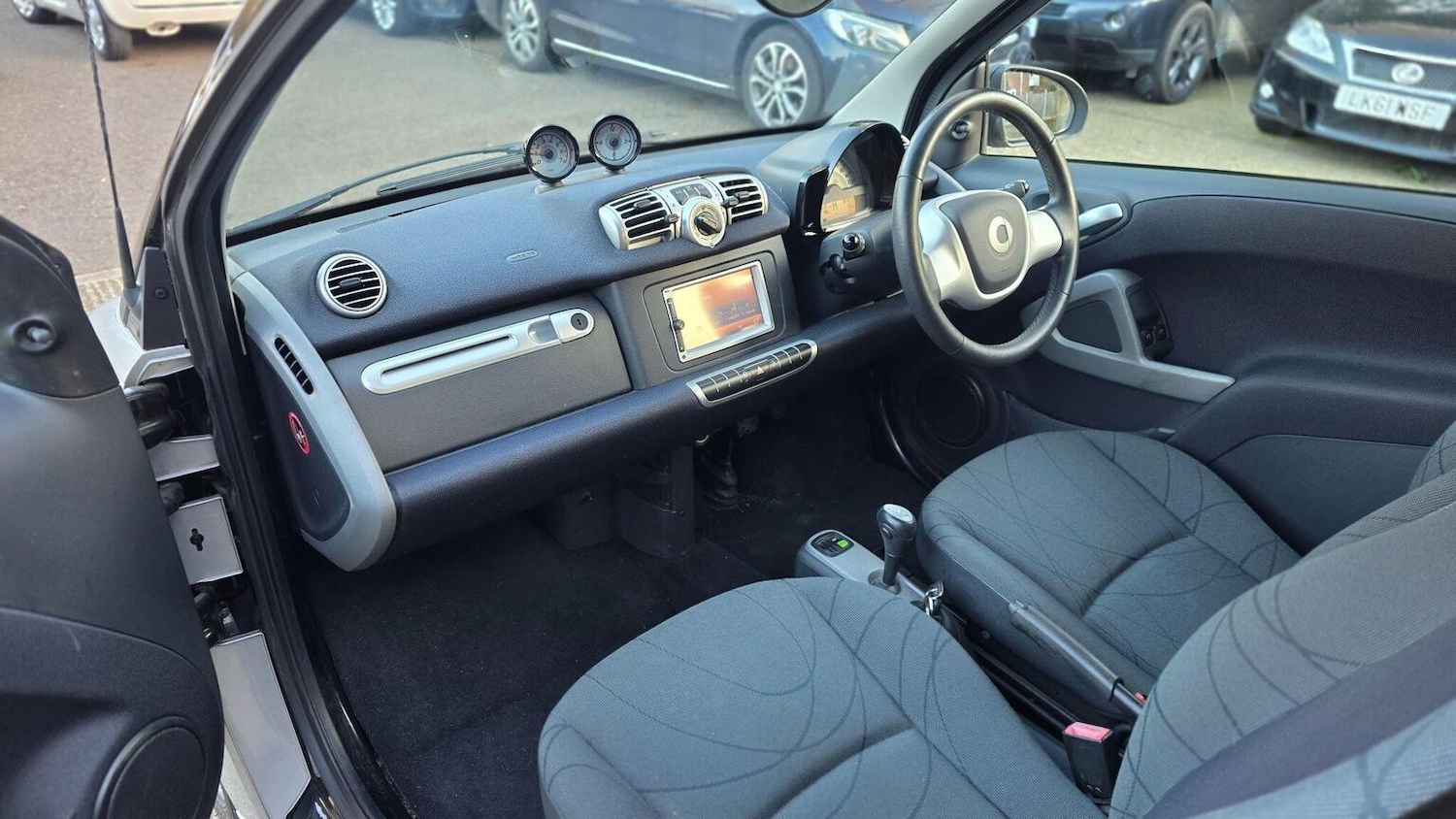 Used smart fortwo 2011 for sale - 77915659: Photo 11