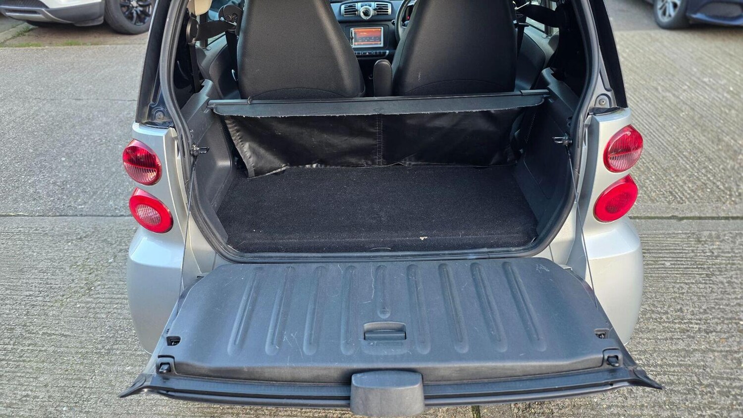 Used smart fortwo 2011 for sale - 77915659: Photo 16