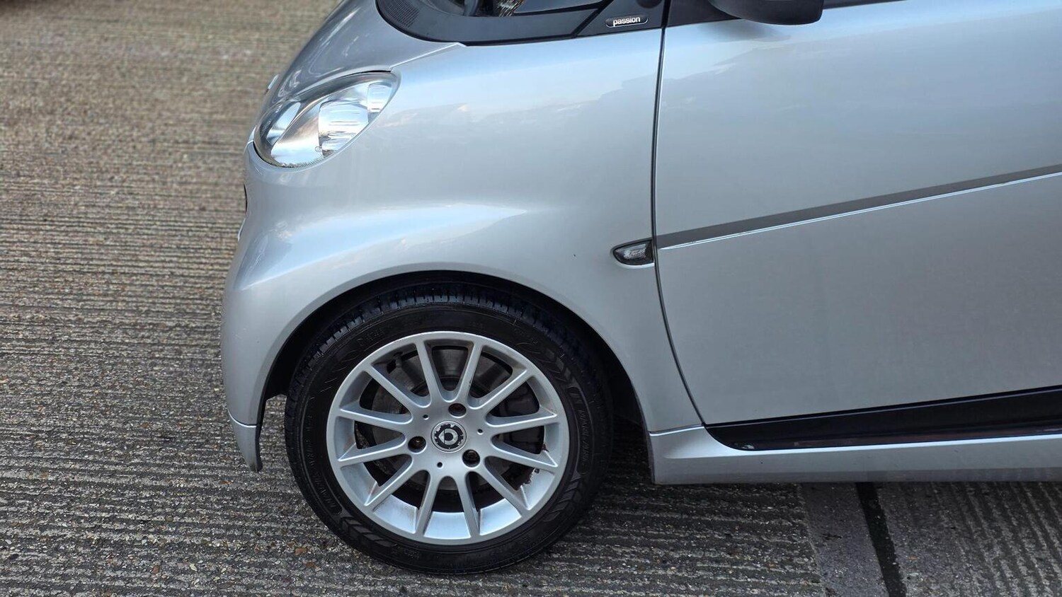 Used smart fortwo 2011 for sale - 77915659: Photo 32