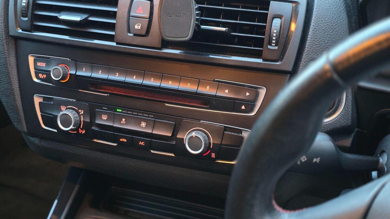 Used BMW 1 Series 2014 for sale - 77896146: Photo 32