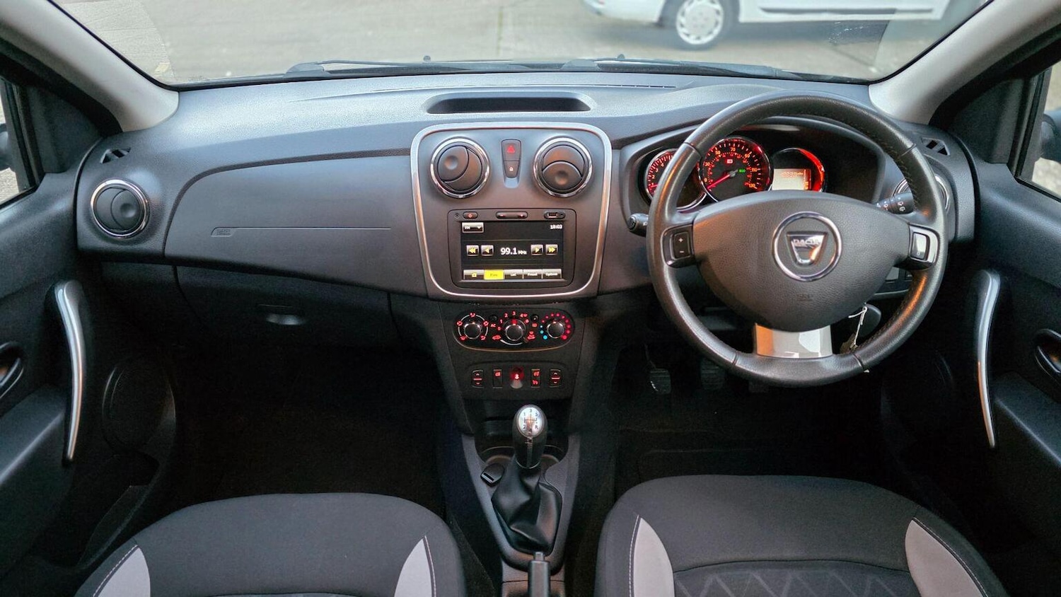 Used Dacia Sandero Stepway 2014 for sale - 77636926: Photo 19