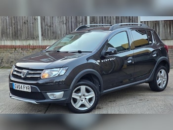 Used Dacia Sandero Stepway 2014 for sale - 77636926: Photo