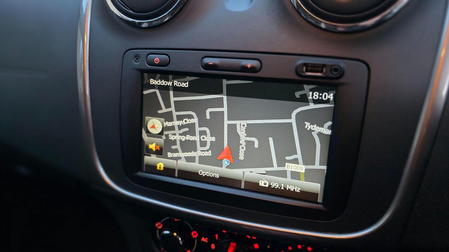 Used Dacia Sandero Stepway 2014 for sale - 77636926: Photo 22