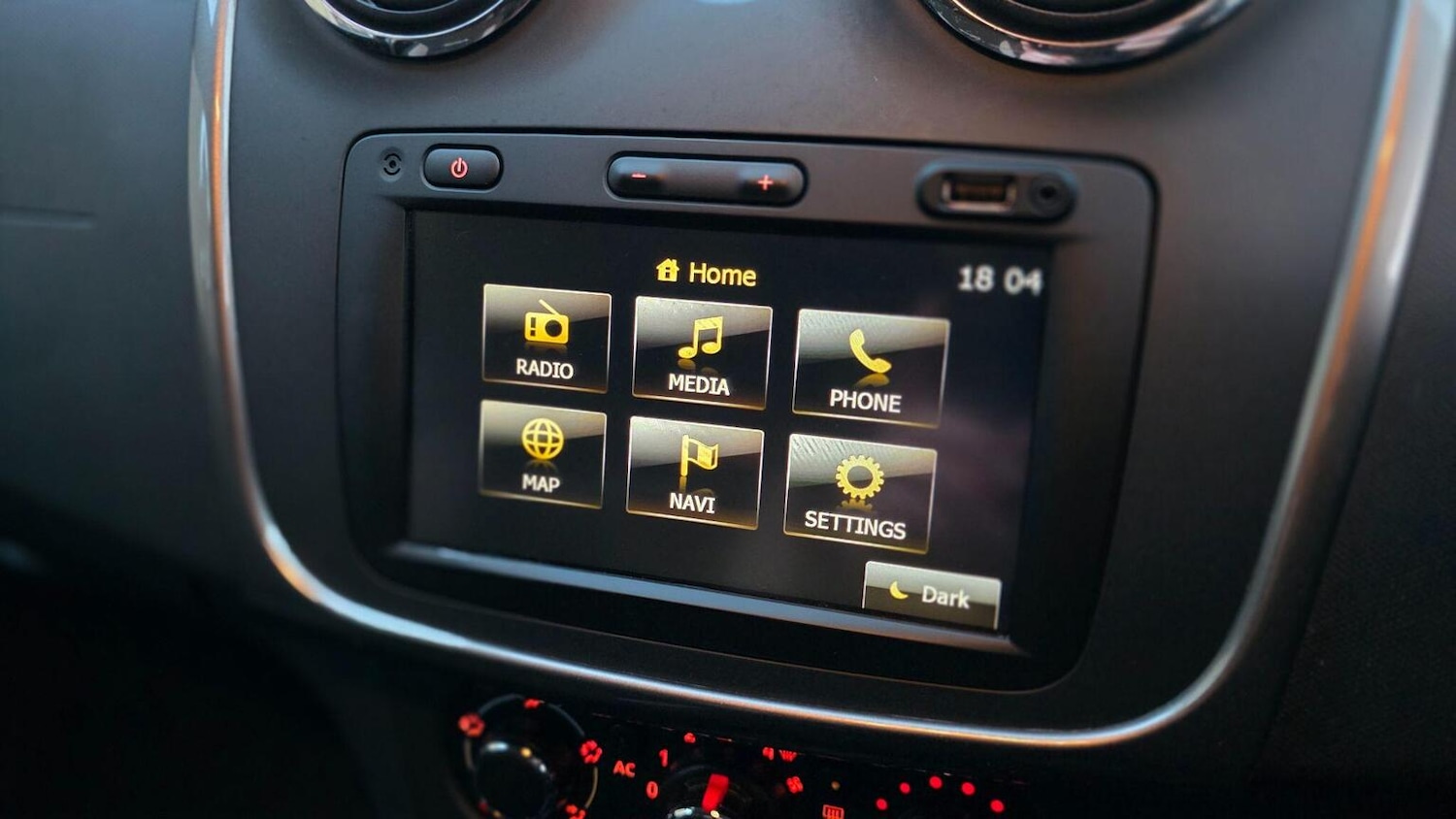 Used Dacia Sandero Stepway 2014 for sale - 77636926: Photo 23