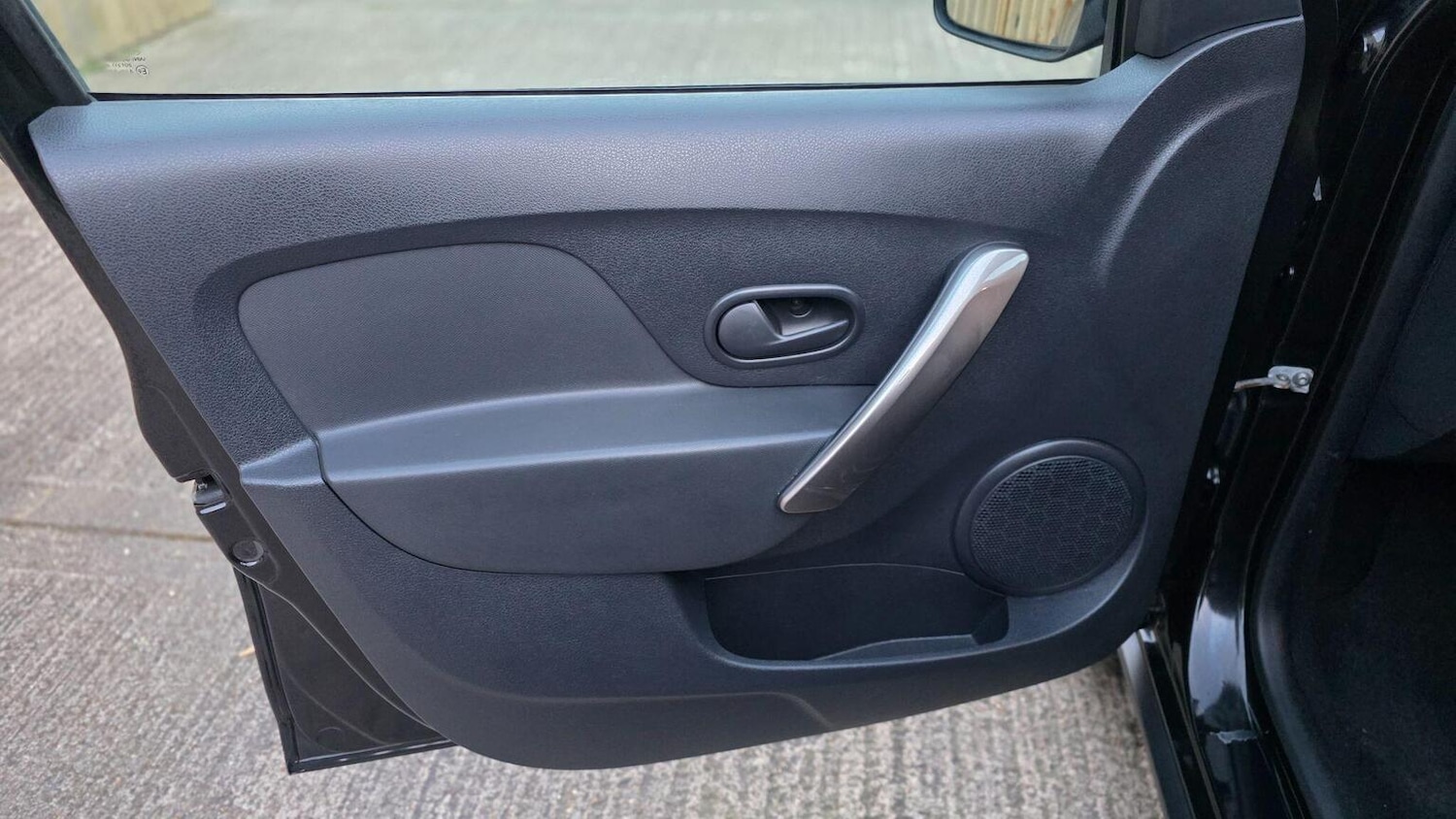 Used Dacia Sandero Stepway 2014 for sale - 77636926: Photo 28