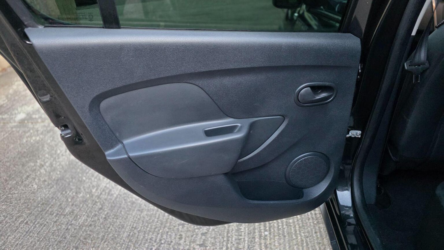 Used Dacia Sandero Stepway 2014 for sale - 77636926: Photo 31