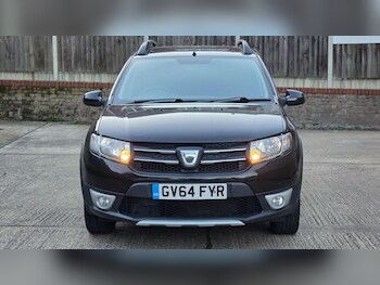 Used Dacia Sandero Stepway 2014 for sale - 77636926: Photo