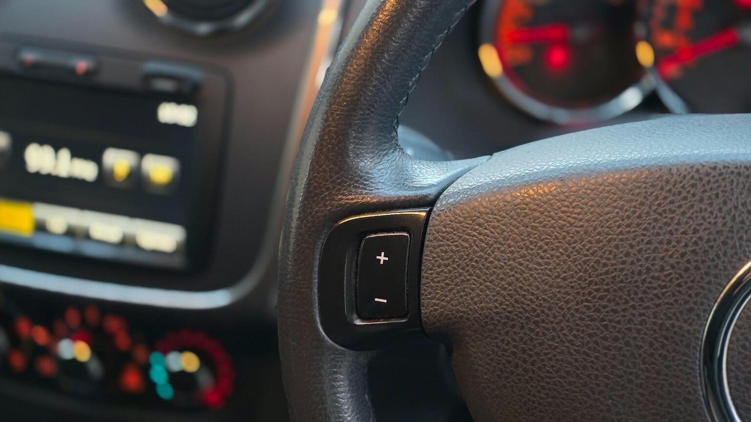 Used Dacia Sandero Stepway 2014 for sale - 77636926: Photo 41