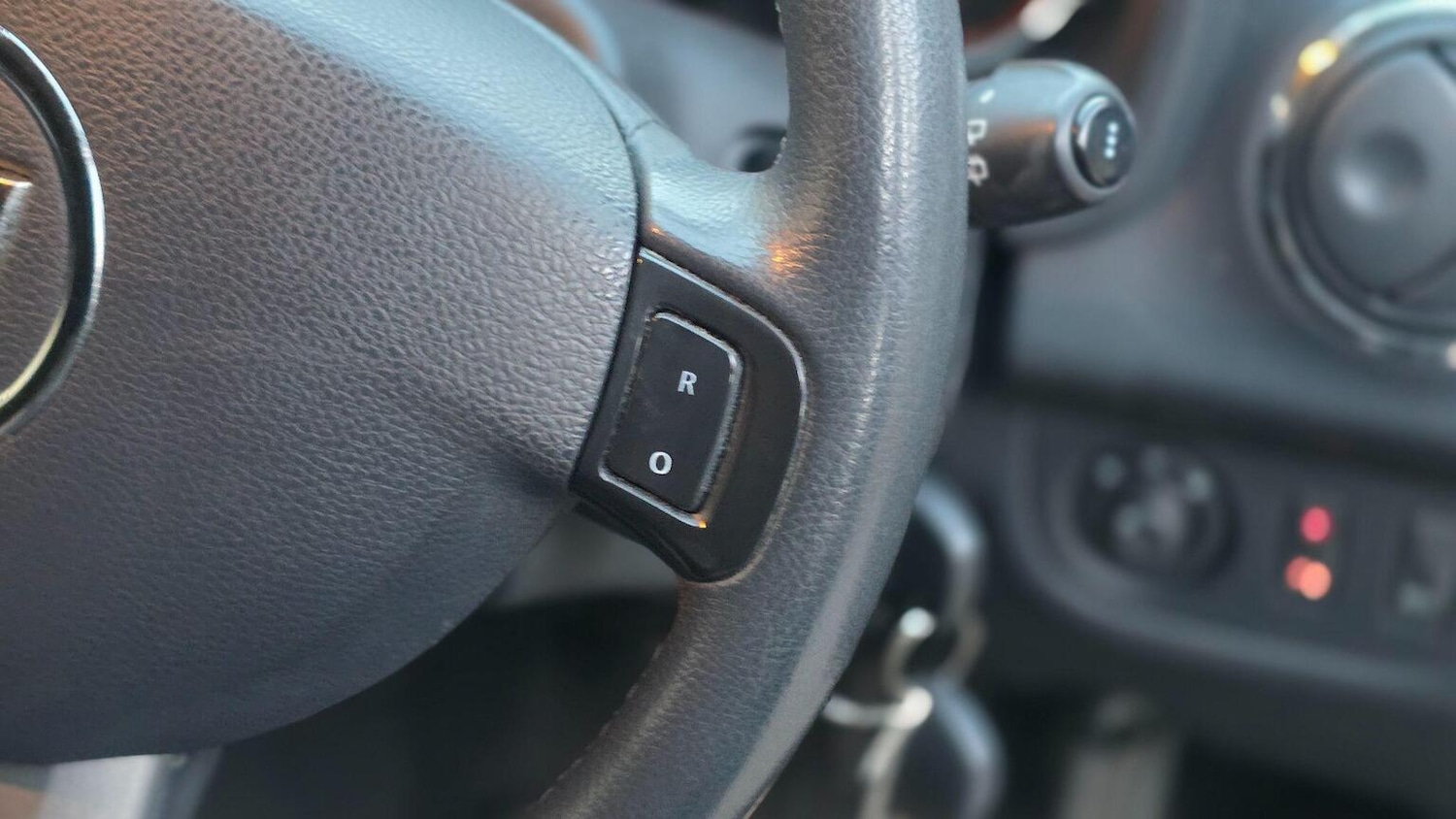 Used Dacia Sandero Stepway 2014 for sale - 77636926: Photo 42