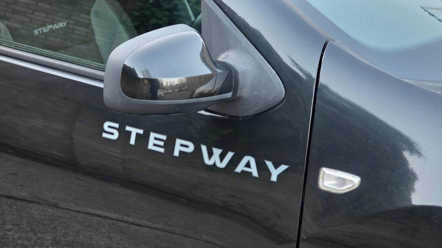 Used Dacia Sandero Stepway 2014 for sale - 77636926: Photo 58