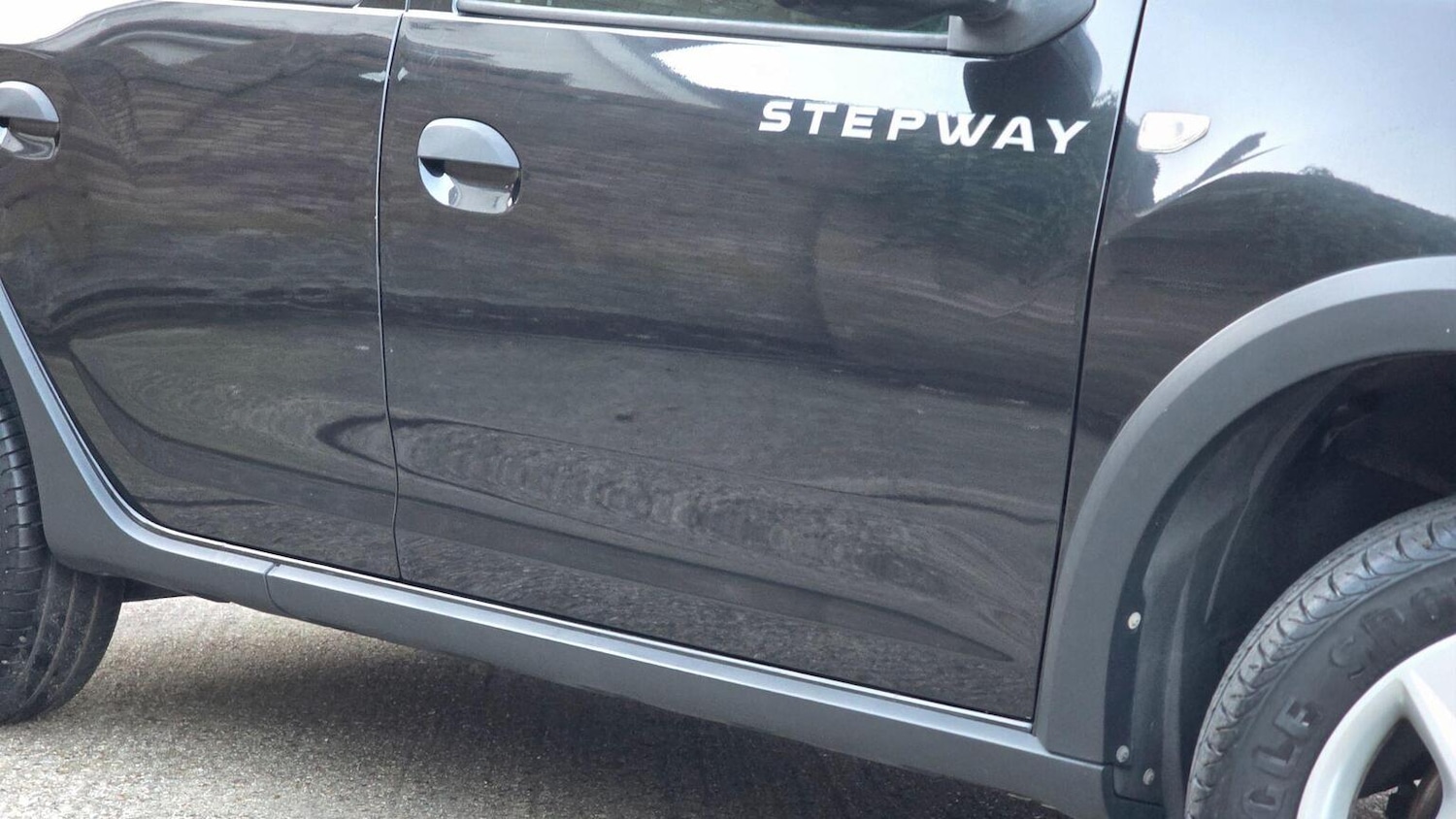 Used Dacia Sandero Stepway 2014 for sale - 77636926: Photo 60