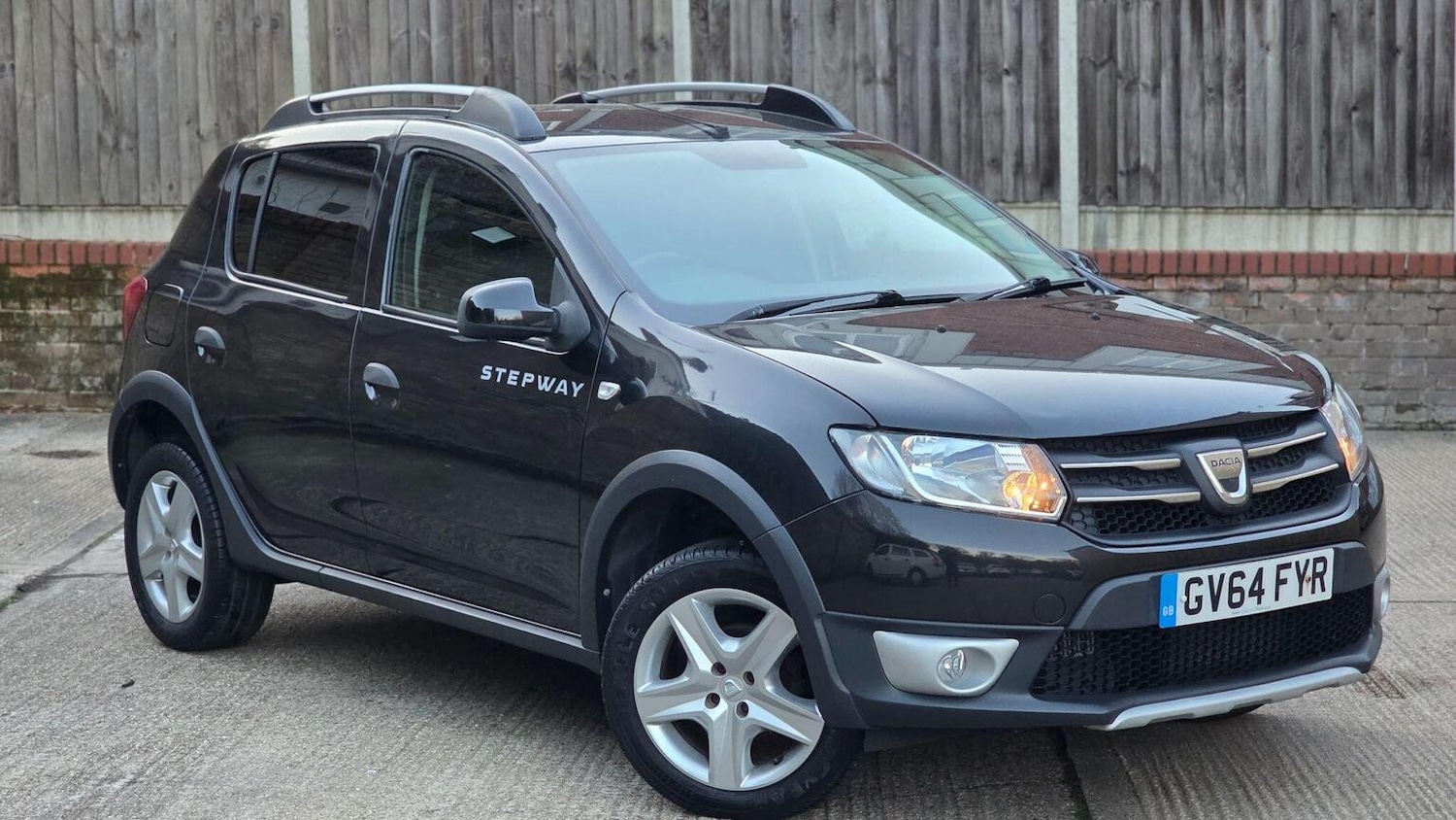 Used Dacia Sandero Stepway 2014 for sale - 77636926: Photo 70