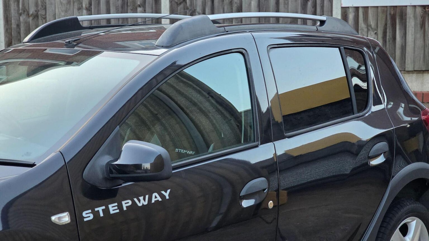 Used Dacia Sandero Stepway 2014 for sale - 77636926: Photo 77