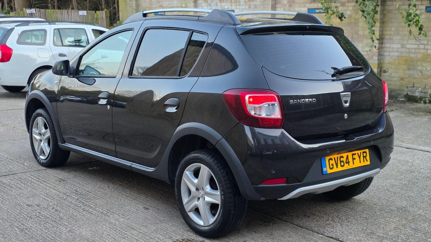 Used Dacia Sandero Stepway 2014 for sale - 77636926: Photo 8
