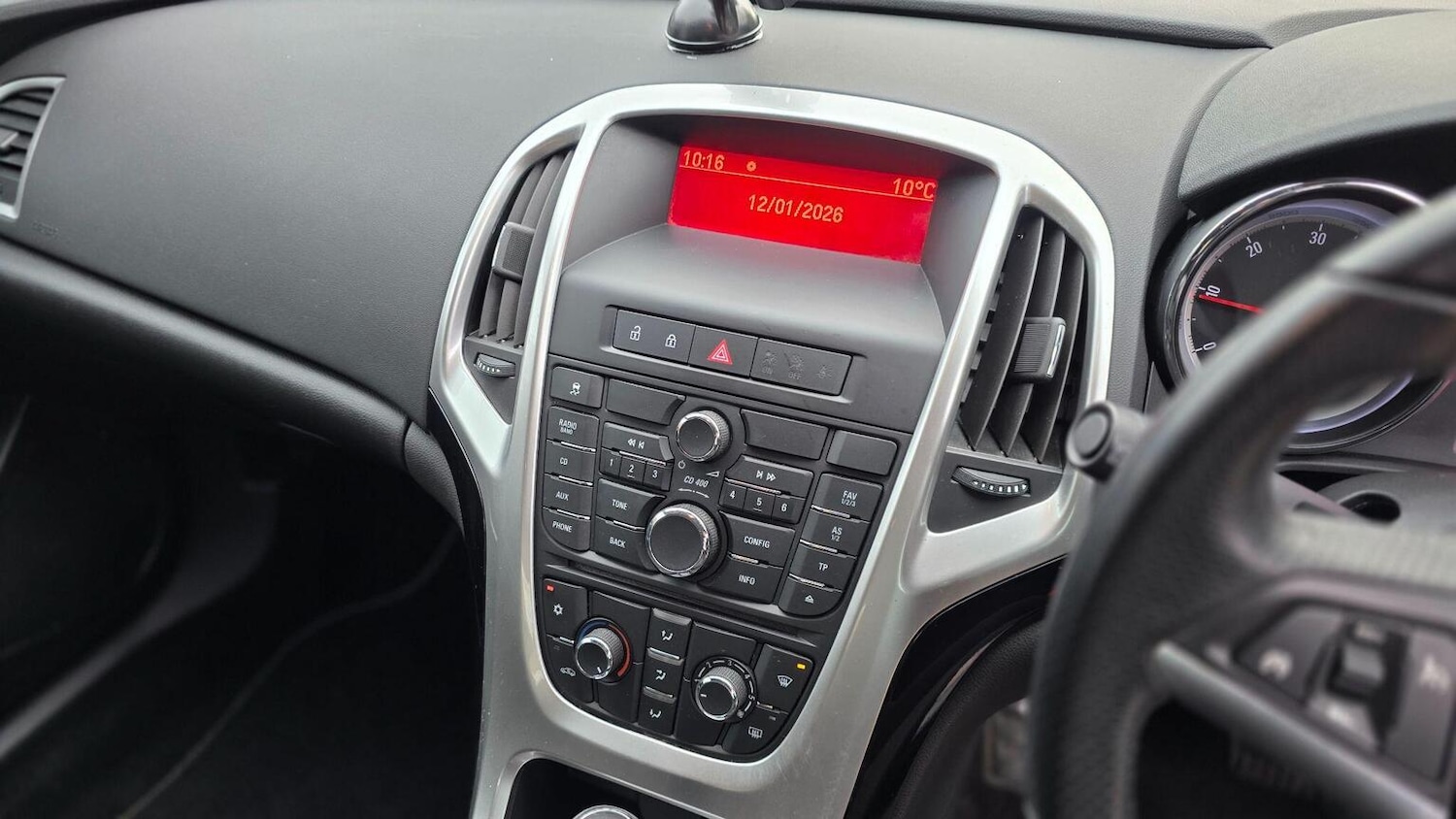 Used Vauxhall Astra 2012 for sale - 77201343: Photo 18