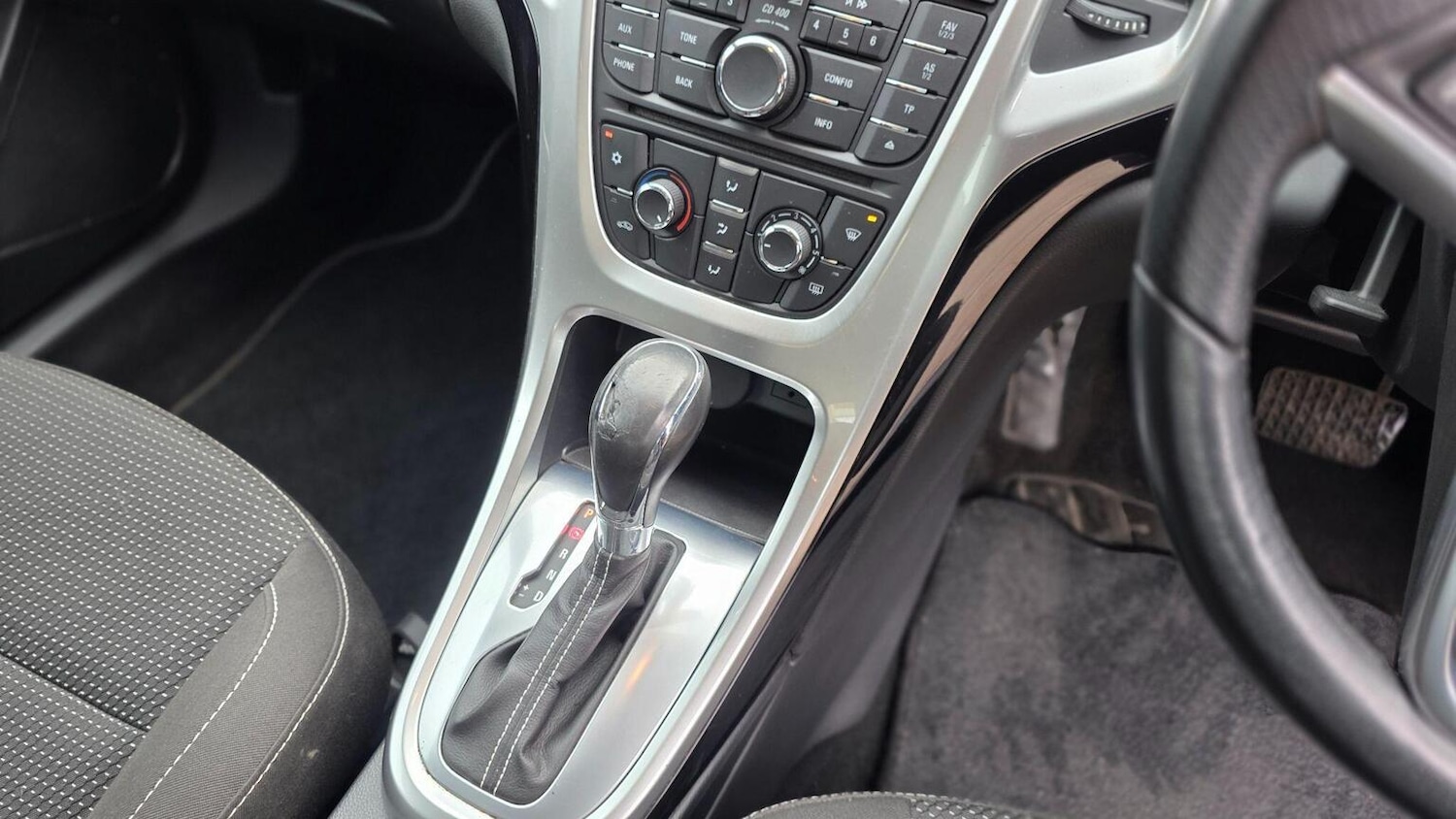 Used Vauxhall Astra 2012 for sale - 77201343: Photo 19