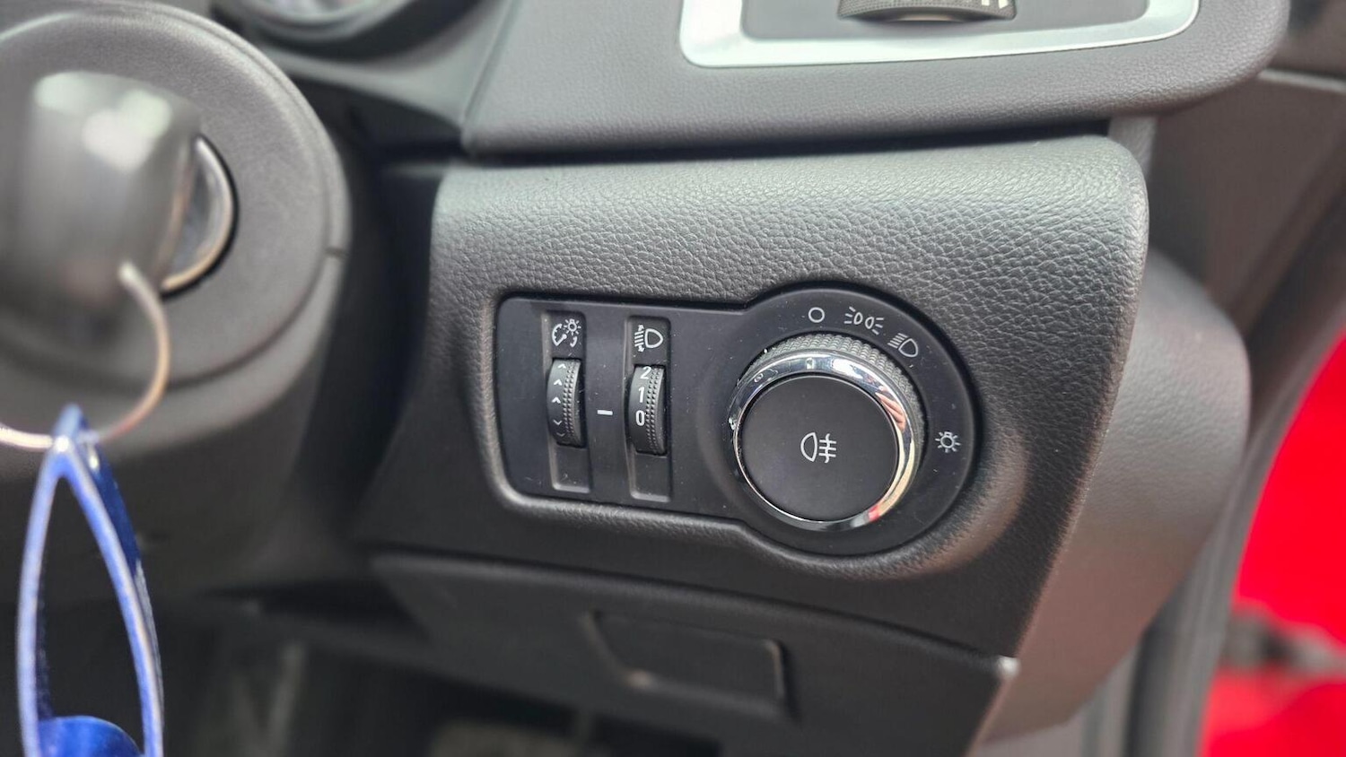 Used Vauxhall Astra 2012 for sale - 77201343: Photo 21