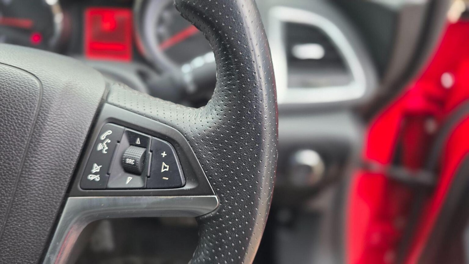 Used Vauxhall Astra 2012 for sale - 77201343: Photo 23