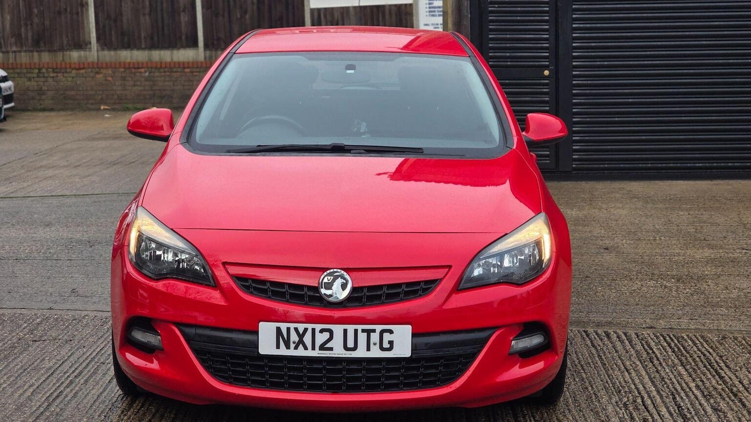Used Vauxhall Astra 2012 for sale - 77201343: Photo 3