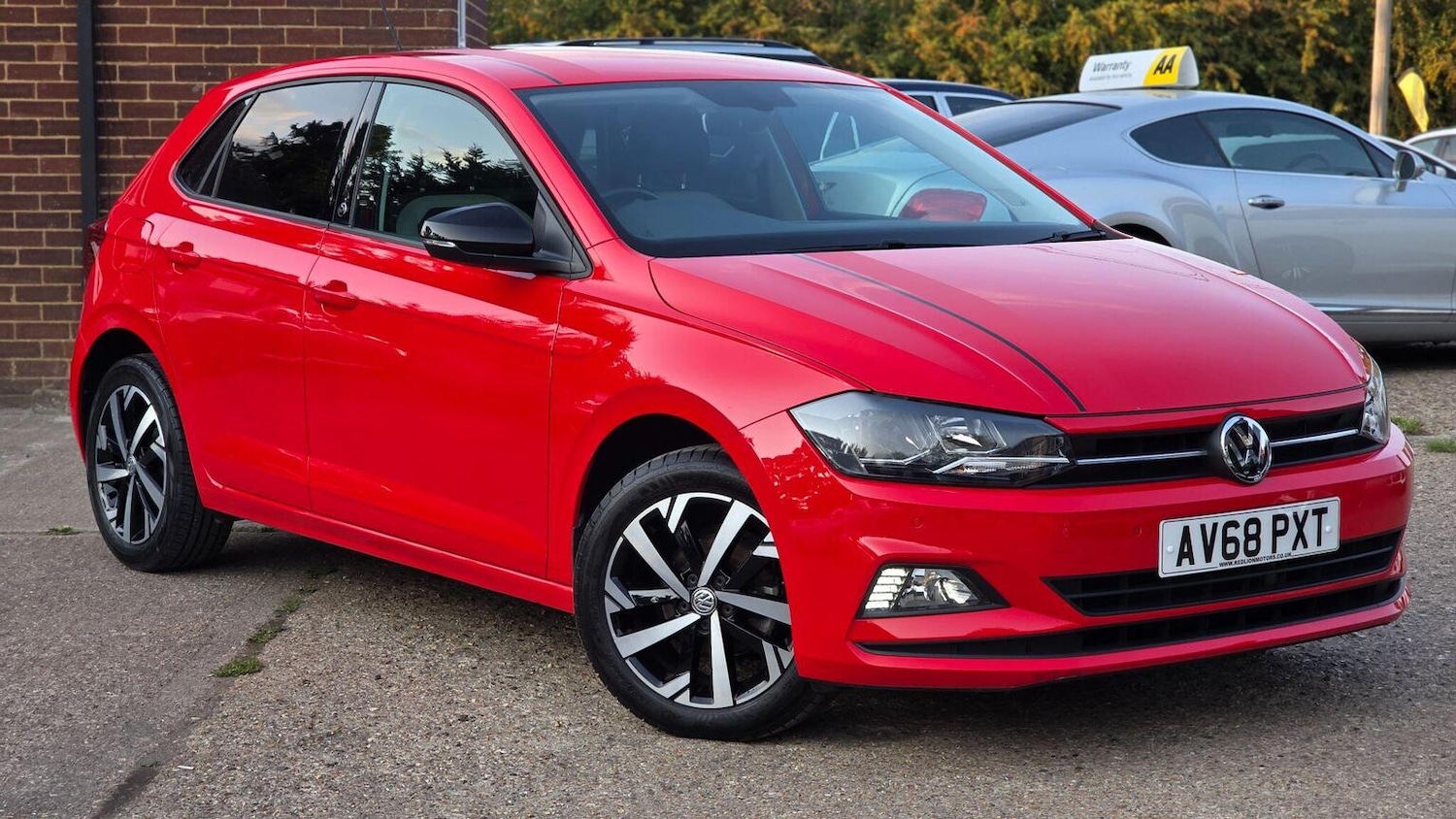 Used Volkswagen Polo 2018 for sale - 76793903: Photo 1