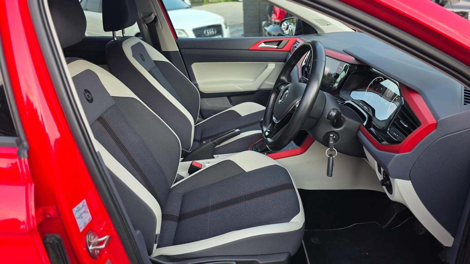 Used Volkswagen Polo 2018 for sale - 76793903: Photo 35