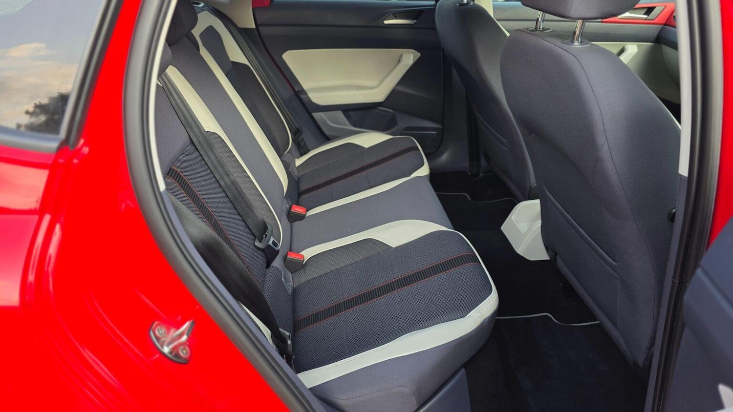 Used Volkswagen Polo 2018 for sale - 76793903: Photo 39