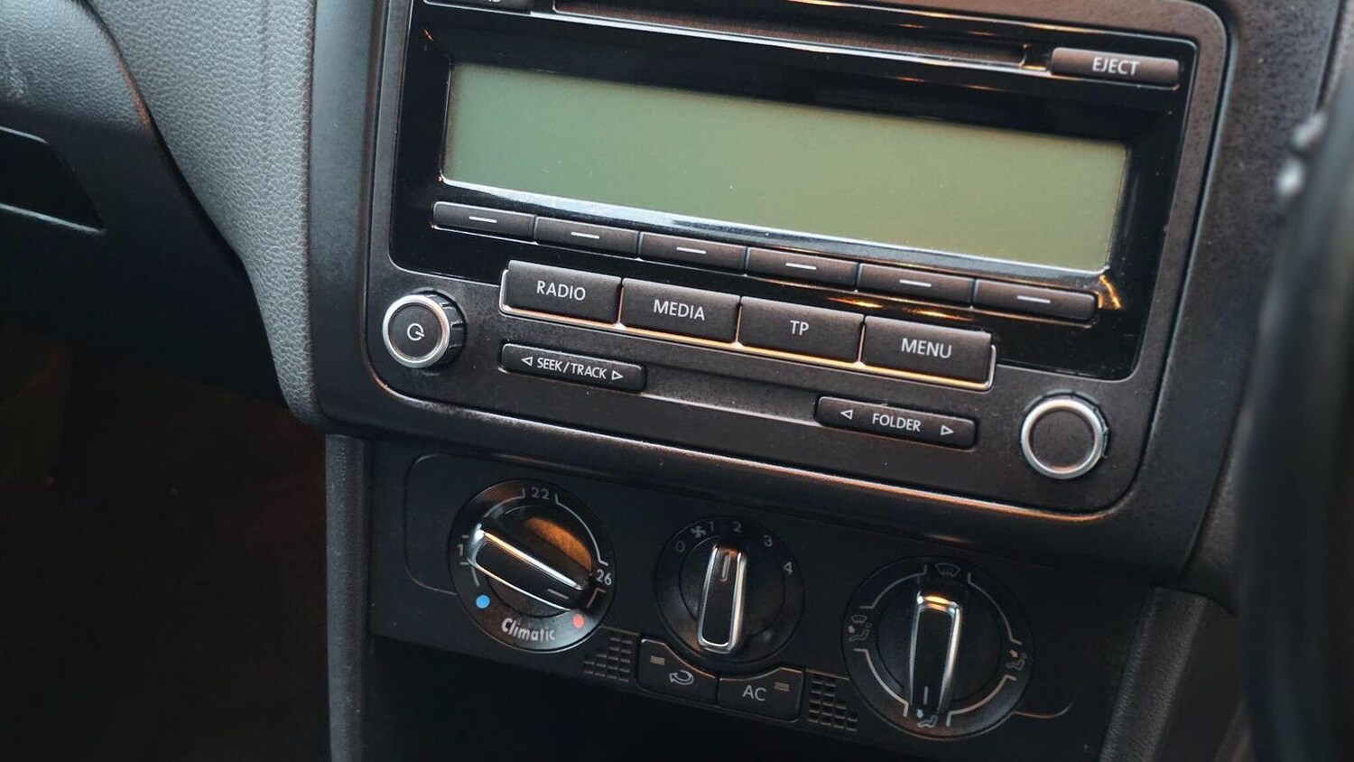 Used Volkswagen Polo 2010 for sale - 77516076: Photo 14