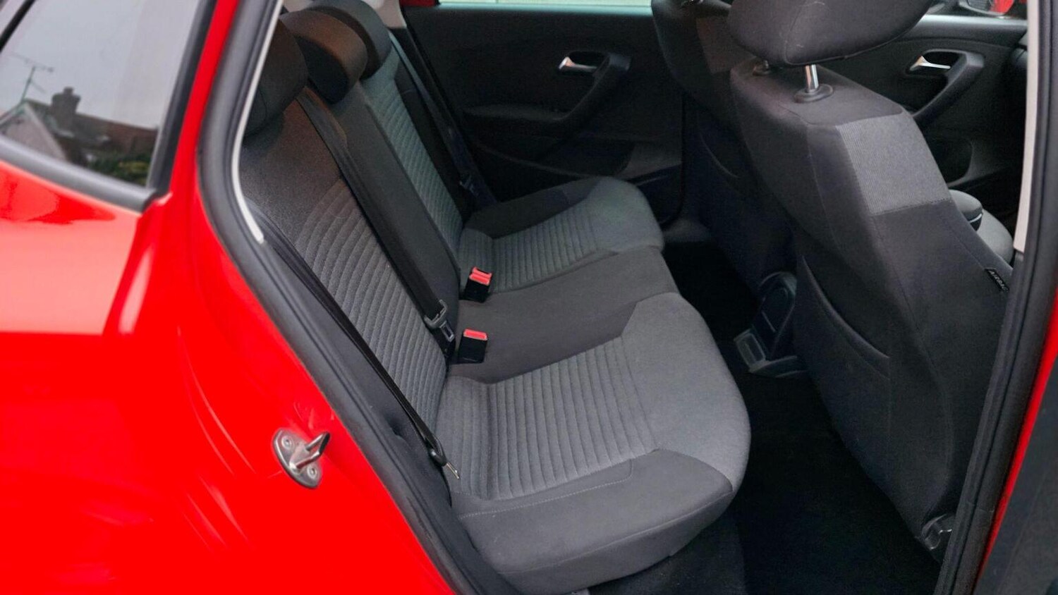 Used Volkswagen Polo 2010 for sale - 77516076: Photo 21